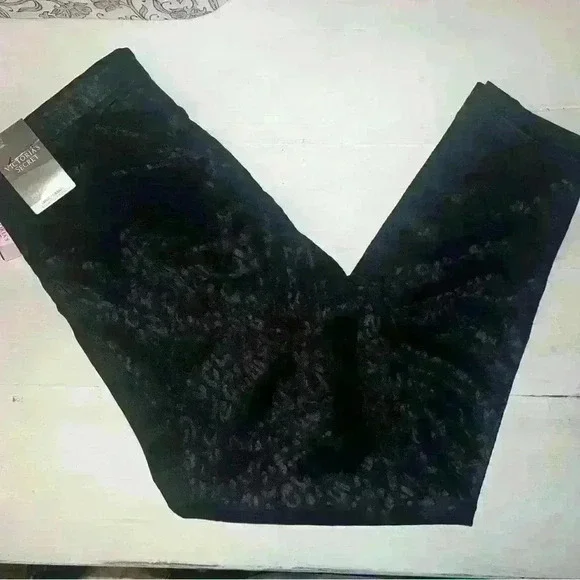 Victoria Secret High Rise performance leopard print mesh leggings 7/8 length NWT - Picture 8 of 10